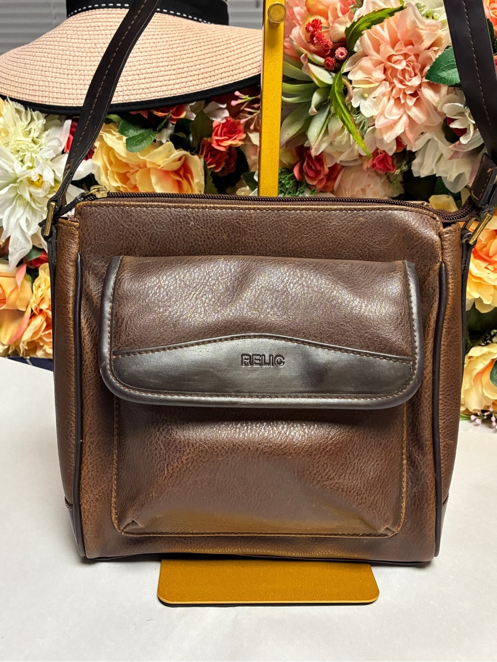 Relic Brown Textured Crossbody Shoulder Bag Organizer Brass Tone Hardware Purse